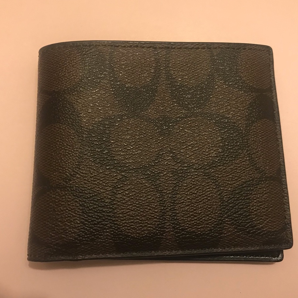 Men’s coach wallet